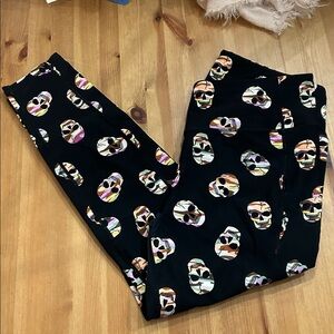 Torrid Black Leggings with Multicolor Skull Design